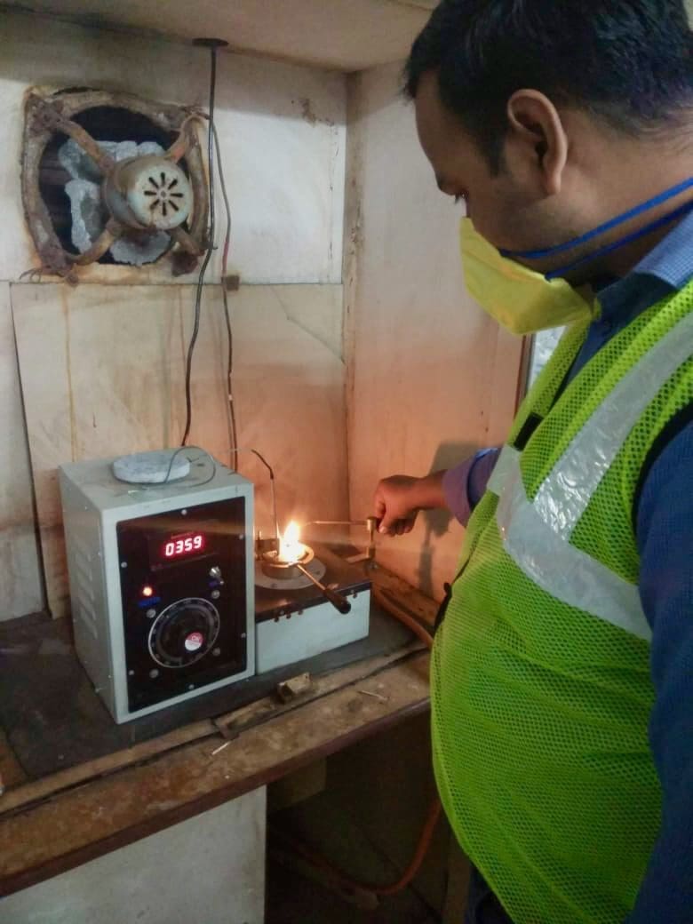 Test Flame Applied at Specified Intervals