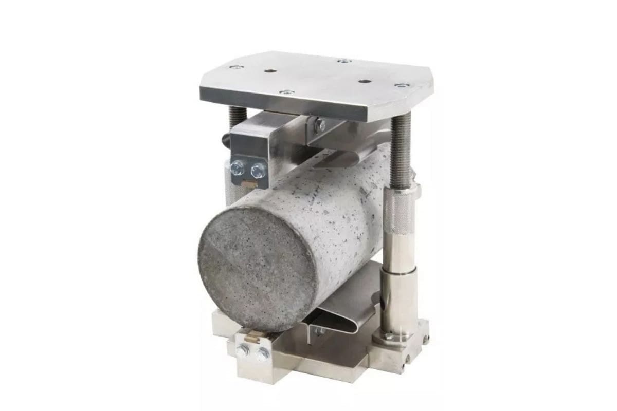 Bearing Strips Along Diametrical Plane
